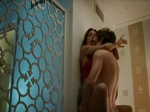 Mädchen mit Strümpfe ...