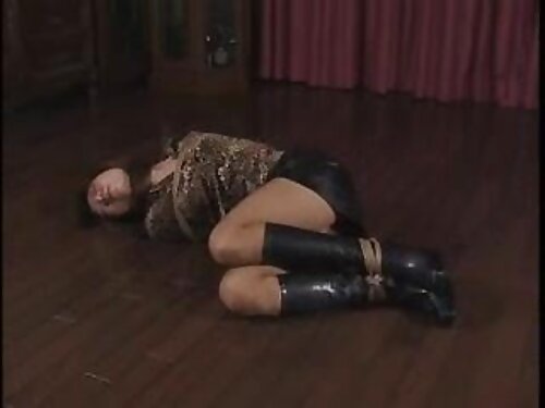 Hengst fickt rote He ...