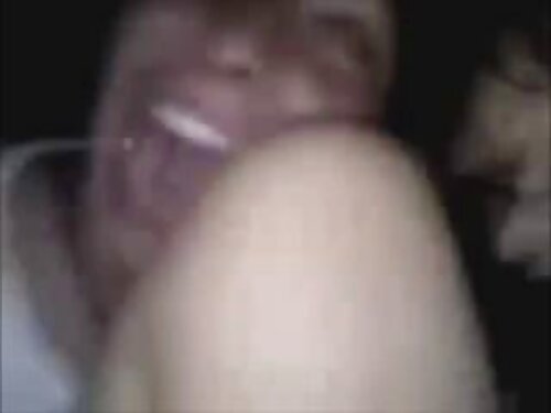 In der Pose 69 ist e ...