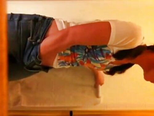 Nackte reife Frau mi ...