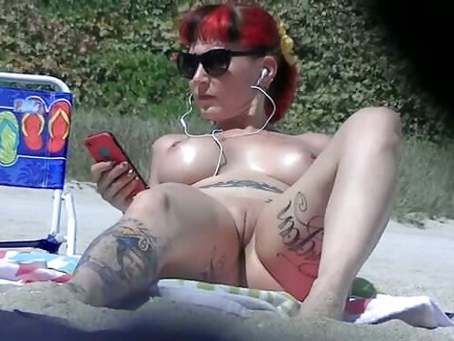 blondine mit großen  ...