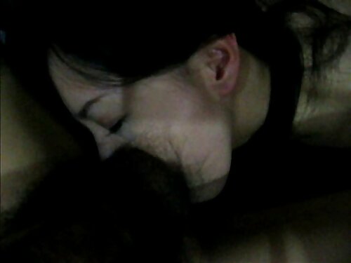 Sinnliche Brünette k ...