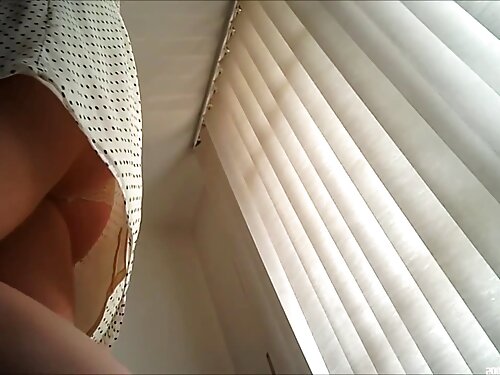 Blondine zum ersten  ...