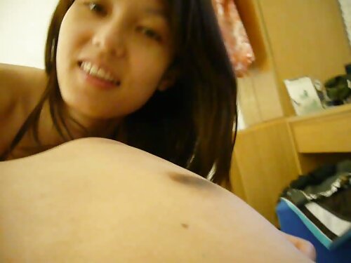 Blondine in einem ge ...