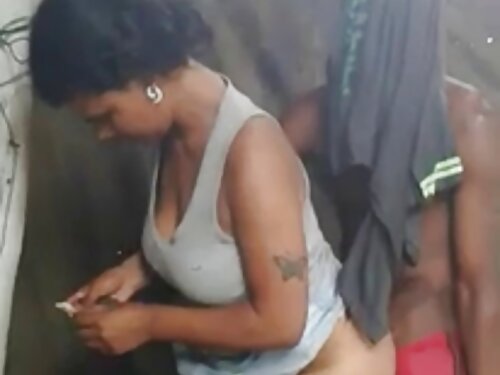 Im Schlafzimmer auf  ...