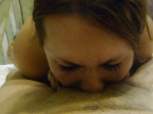 Die schöne Blondine  ...