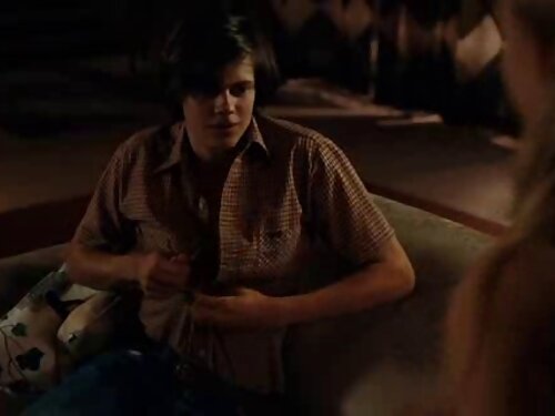 Junges blasses Mädch ...