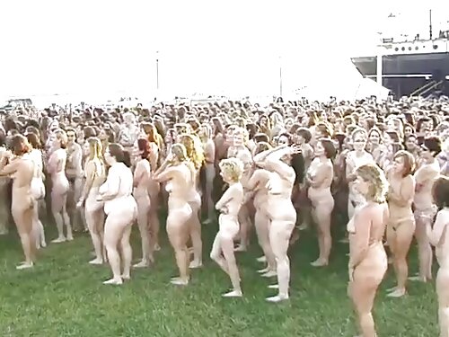 Zwei junge neue kost ...